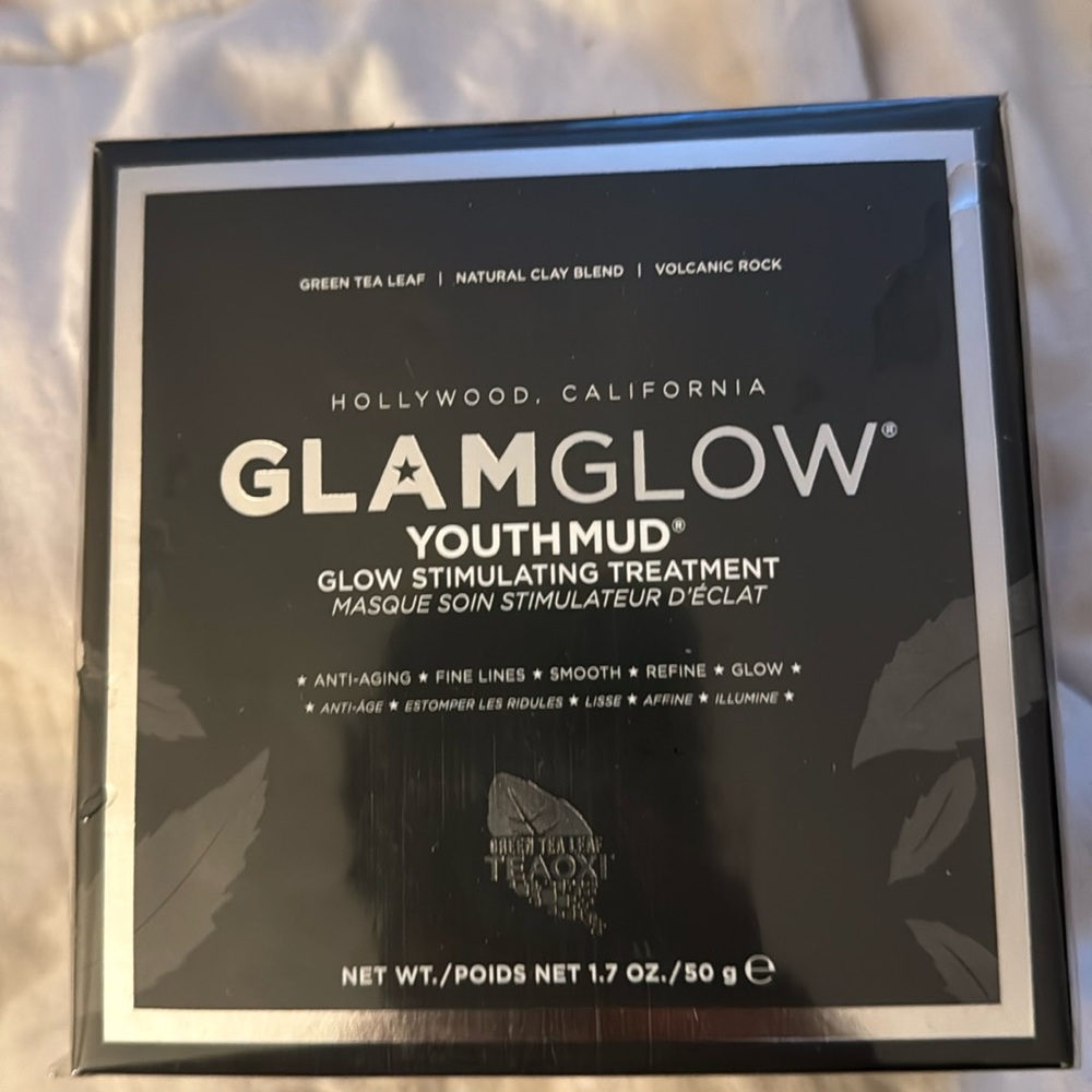 Still in the wrapper GLAMGLOW